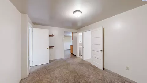 Bedroom - 645645 12 Ne Maple St, Pullman, WA 99163 photo 3 of 4
