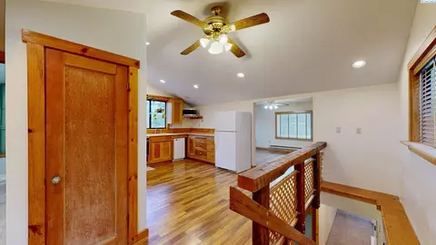 125 SW State St, Pullman, WA 99163 photo 2