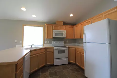 9604 Percheron Dr, Pasco, WA 99301 photo 1