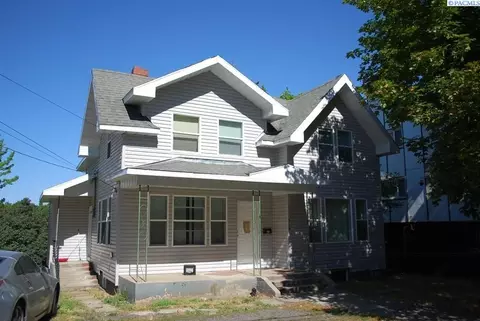 513-515 NE Kamiaken, Pullman, WA 99163