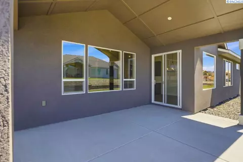 Other - 5716 Flathead Ave, Pasco, WA 99301 photo 3 of 9
