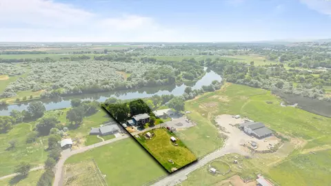 64209 E Grover Pr NE, West Richland, WA 99353