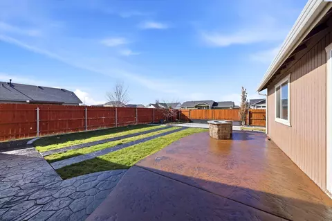 Exterior - 6416 Three Rivers Dr, Pasco, WA 99301 photo 4 of 9