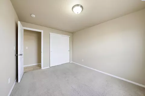 Bedroom - 6416 Three Rivers Dr, Pasco, WA 99301 photo 3 of 5
