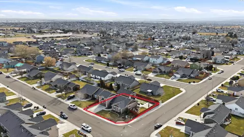View/Area - 6416 Three Rivers Dr, Pasco, WA 99301 photo 2 of 3