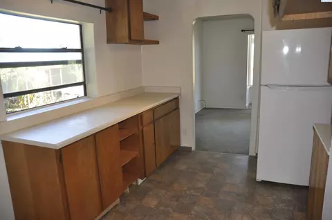 Kitchen - 635 SE Holbrook Pl, Pullman, WA 99163 photo 1 of 4