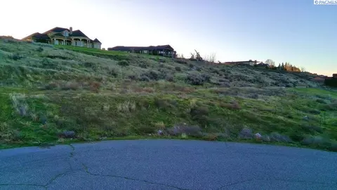 Nka, Pasco, WA 99301 photo 10