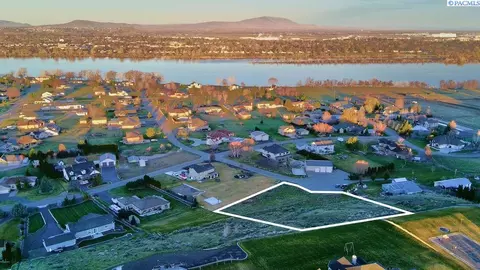 Nka, Pasco, WA 99301 photo 6