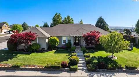 8903 W 6th Ave, Kennewick, WA 99336