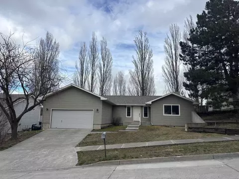 Exterior - 1340 SW Wadleigh, Pullman, WA 99163 photo 1 of 2
