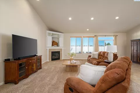 10415 Pine St, Pasco, WA 99301 photo 7