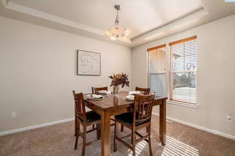 10415 Pine St, Pasco, WA 99301 photo 5