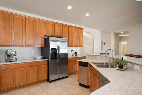 10415 Pine St, Pasco, WA 99301 photo 17