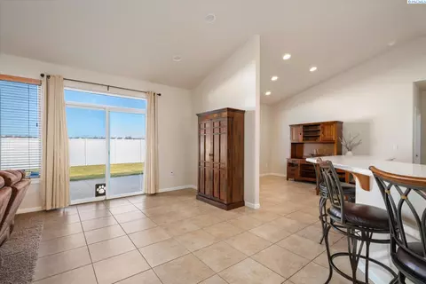 10415 Pine St, Pasco, WA 99301 photo 11