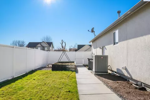 10415 Pine St, Pasco, WA 99301 photo 37