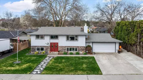 1430 S Garfield Pl, Kennewick, WA 99337