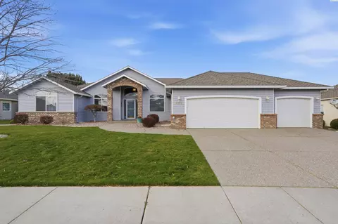3632 S Green St, Kennewick, WA 99337