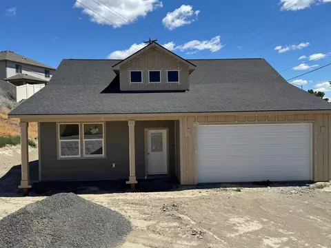 10046 S Clodfelter Rd, Kennewick, WA 99338