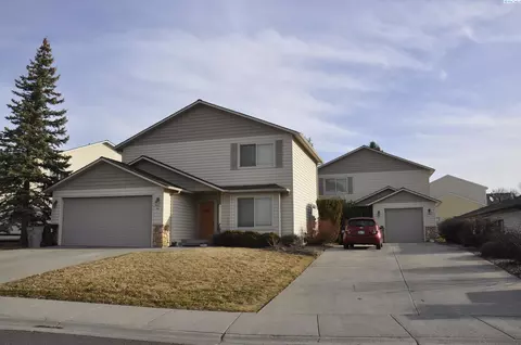 Exterior - 580-582 SE Shoemaker Pl, Pullman, WA 99163 photo 6 of 6