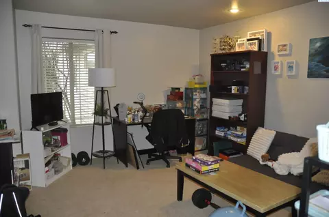 Other - 580-582 SE Shoemaker Pl, Pullman, WA 99163 photo 1 of 8