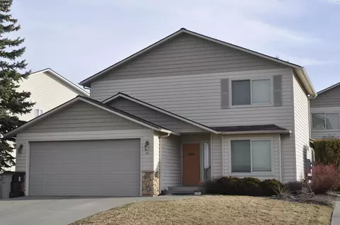 Exterior - 580-582 SE Shoemaker Pl, Pullman, WA 99163 photo 5 of 6
