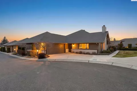 101 N 48th Ave #43, Yakima, WA 98908