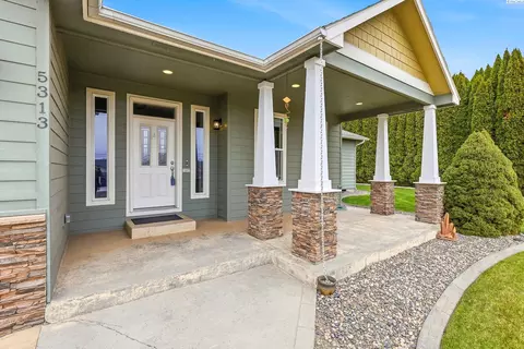 5313 W Wernett Rd, Pasco, WA 99301 photo 2