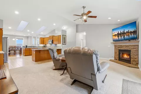 5313 W Wernett Rd, Pasco, WA 99301 photo 12
