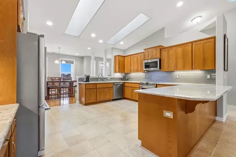 5313 W Wernett Rd, Pasco, WA 99301 photo 8
