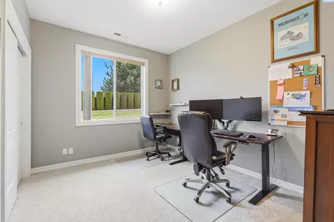 5313 W Wernett Rd, Pasco, WA 99301 photo 16
