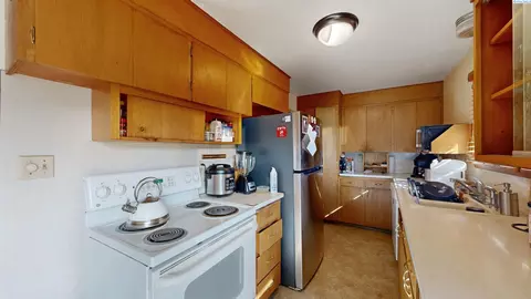 Kitchen - 1310 NW Haven Cir, Pullman, WA 99163 photo 1 of 2
