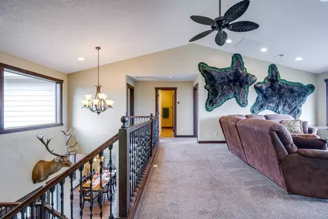 Entry Way - 810 SW Windy Point Ct, Pullman, WA 99163 photo 5 of 5