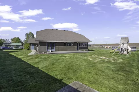 Exterior - 11021 View Ln, Pasco, WA 99301 photo 3 of 4