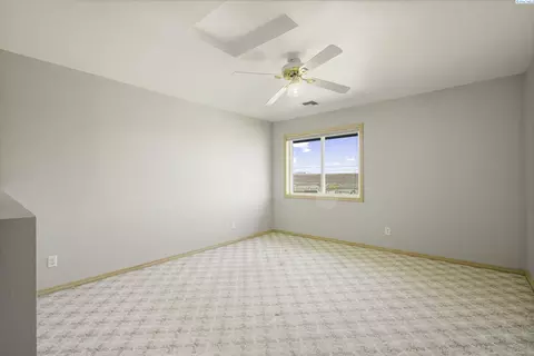 Bedroom - 11021 View Ln, Pasco, WA 99301 photo 4 of 4