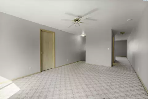 Living - 11021 View Ln, Pasco, WA 99301 photo 7 of 7