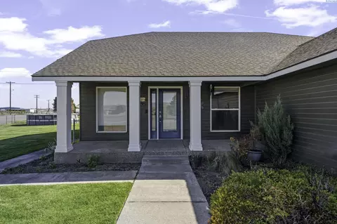 11021 View Ln, Pasco, WA 99301