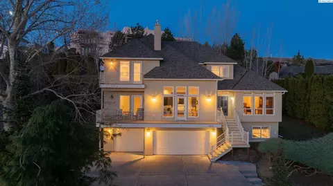 1213 Brentwood Ave, Richland, WA 99352