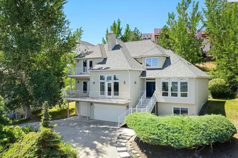 1213 Brentwood Ave, Richland, WA 99352