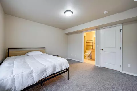 Bedroom - 715 NE Oak Street Condo B, Pullman, WA 99163 photo 2 of 5