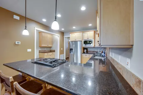 Kitchen - 715 NE Oak Street Condo B, Pullman, WA 99163 photo 3 of 5