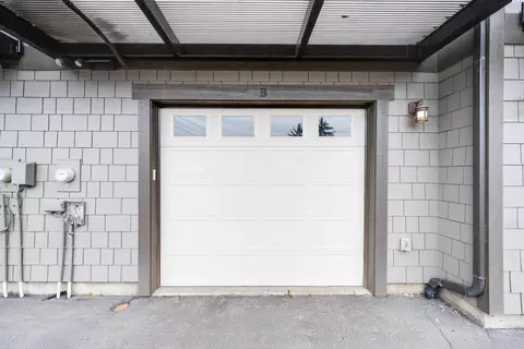 Exterior - 715 NE Oak Street Condo B, Pullman, WA 99163 photo 2 of 5