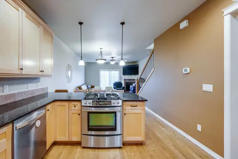 Kitchen - 715 NE Oak Street Condo B, Pullman, WA 99163 photo 5 of 5