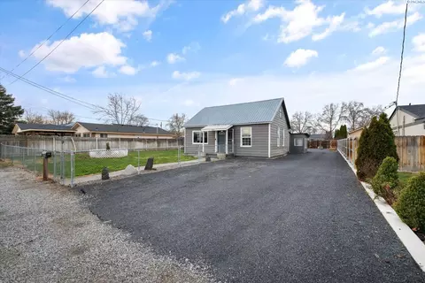406 S Fir St, Kennewick, WA 99336