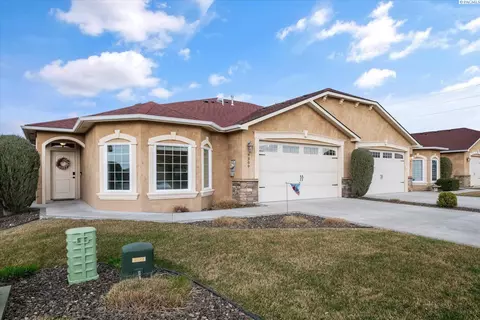 9309 Majestia Ln, Pasco, WA 99301