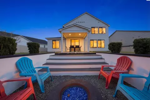 4730 Roark Dr, Richland, WA 99352