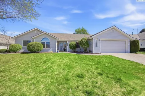 3509 S Irby St, Kennewick, WA 99337
