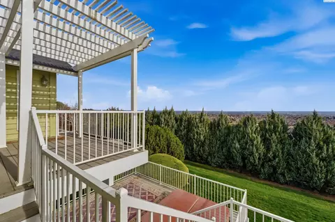2623 S Kellogg St, Kennewick, WA 99338
