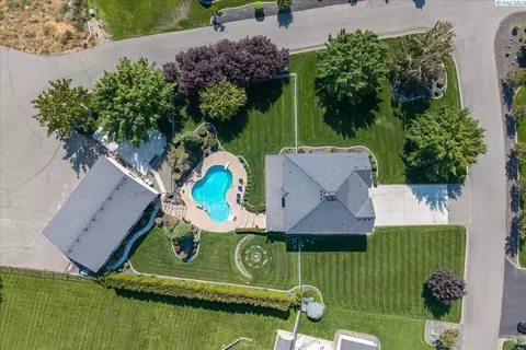 7515 Sandy Ridge Rd, Pasco, WA 99301 photo 4