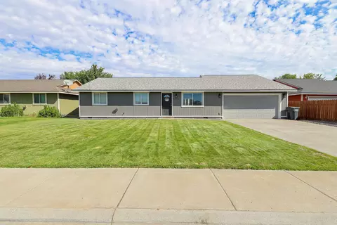 4728 Forsythia St, West Richland, WA 99353