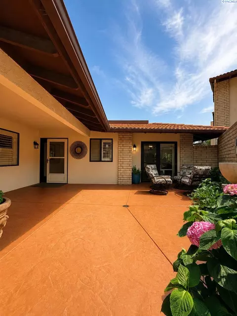 125 Casa Sueno Ct, Richland, WA 99352